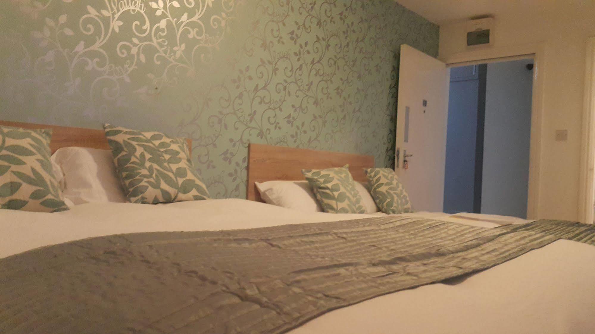 Hotel The Manor - Liverpool